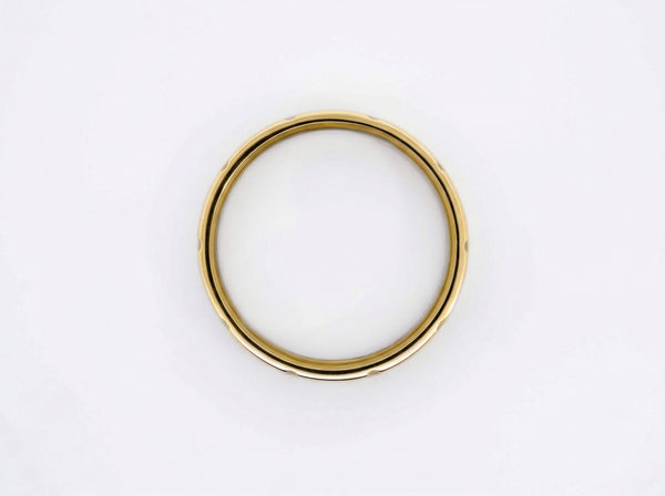 Men's 9ct Yellow Gold And Titanium Brick Pattern Wedding Ring - alternate view