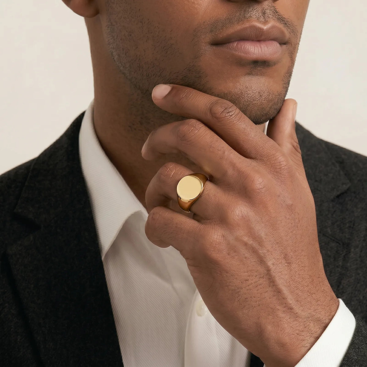 9ct Yellow Gold Men's Large Round Signet Ring