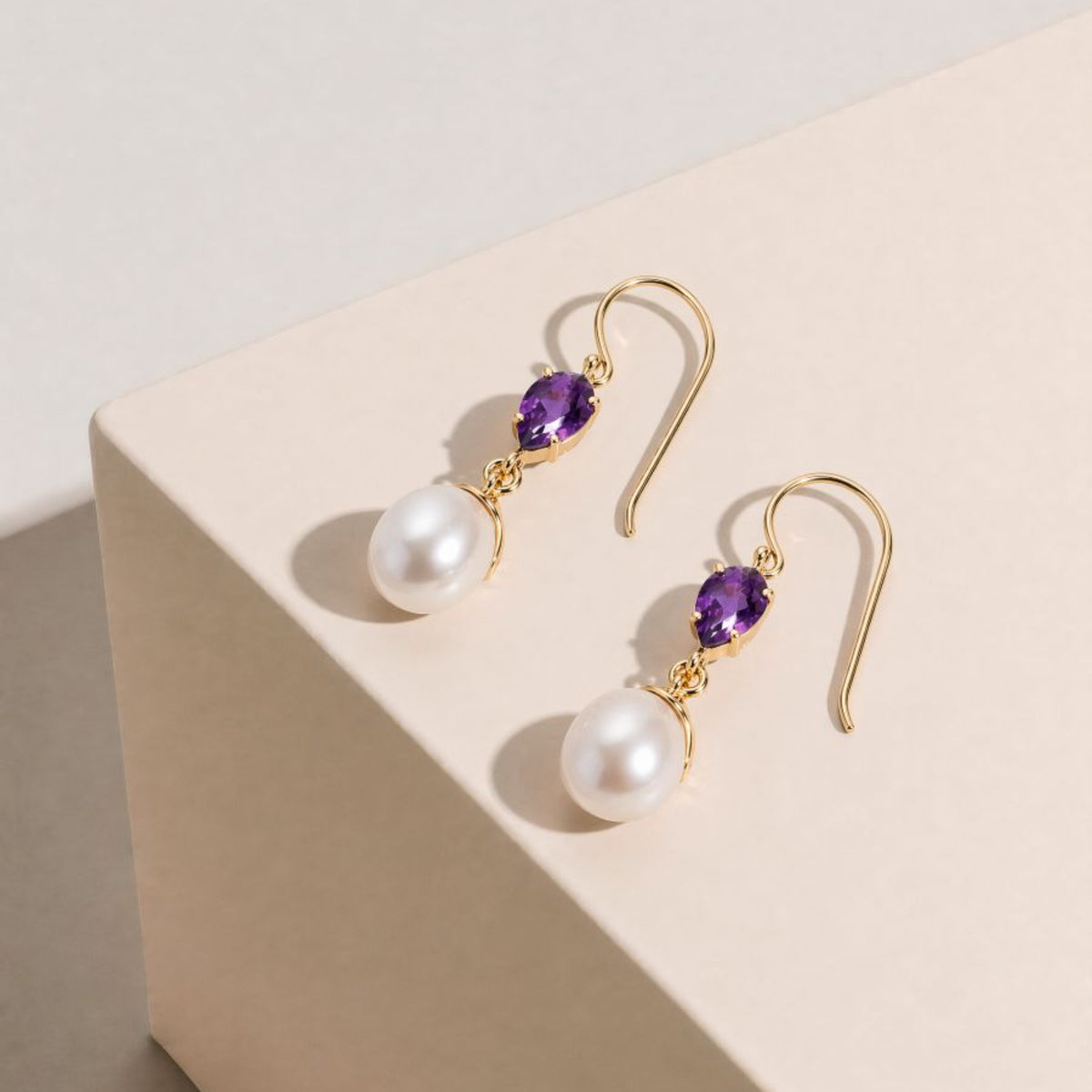 9ct Yellow Gold Freshwater Pearl & Amethyst Drop Earrings