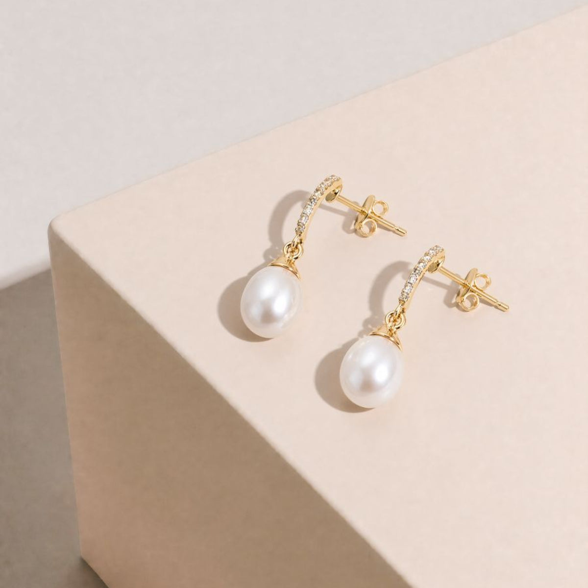 9ct Yellow Gold Freshwater Pearl And Cubic Zirconia Drop Earrings