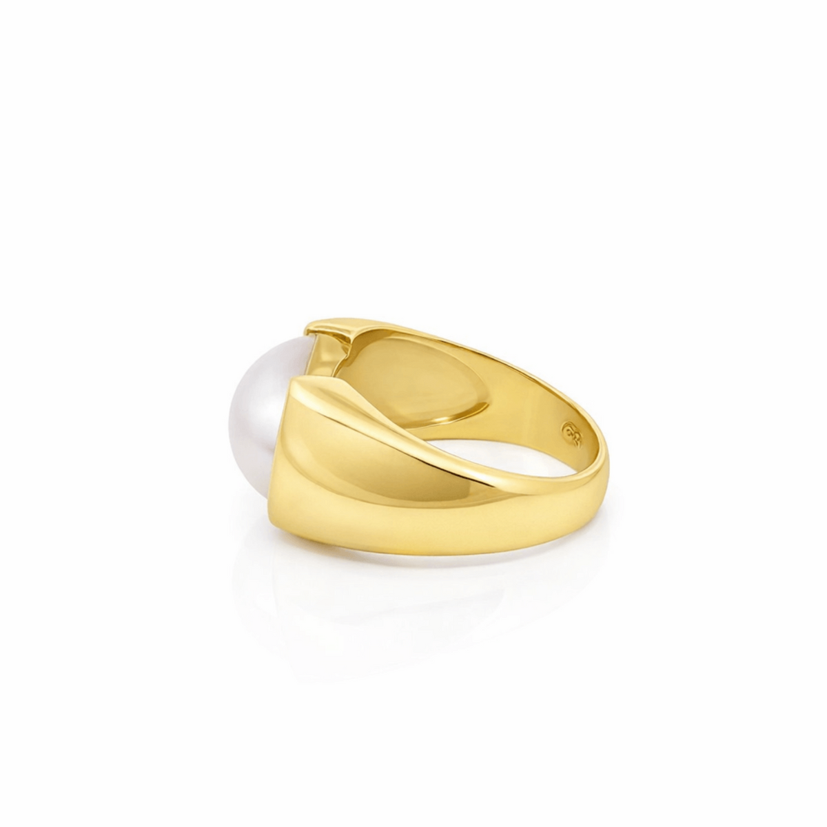 9ct Yellow Gold Oval Mabe Pearl Ring