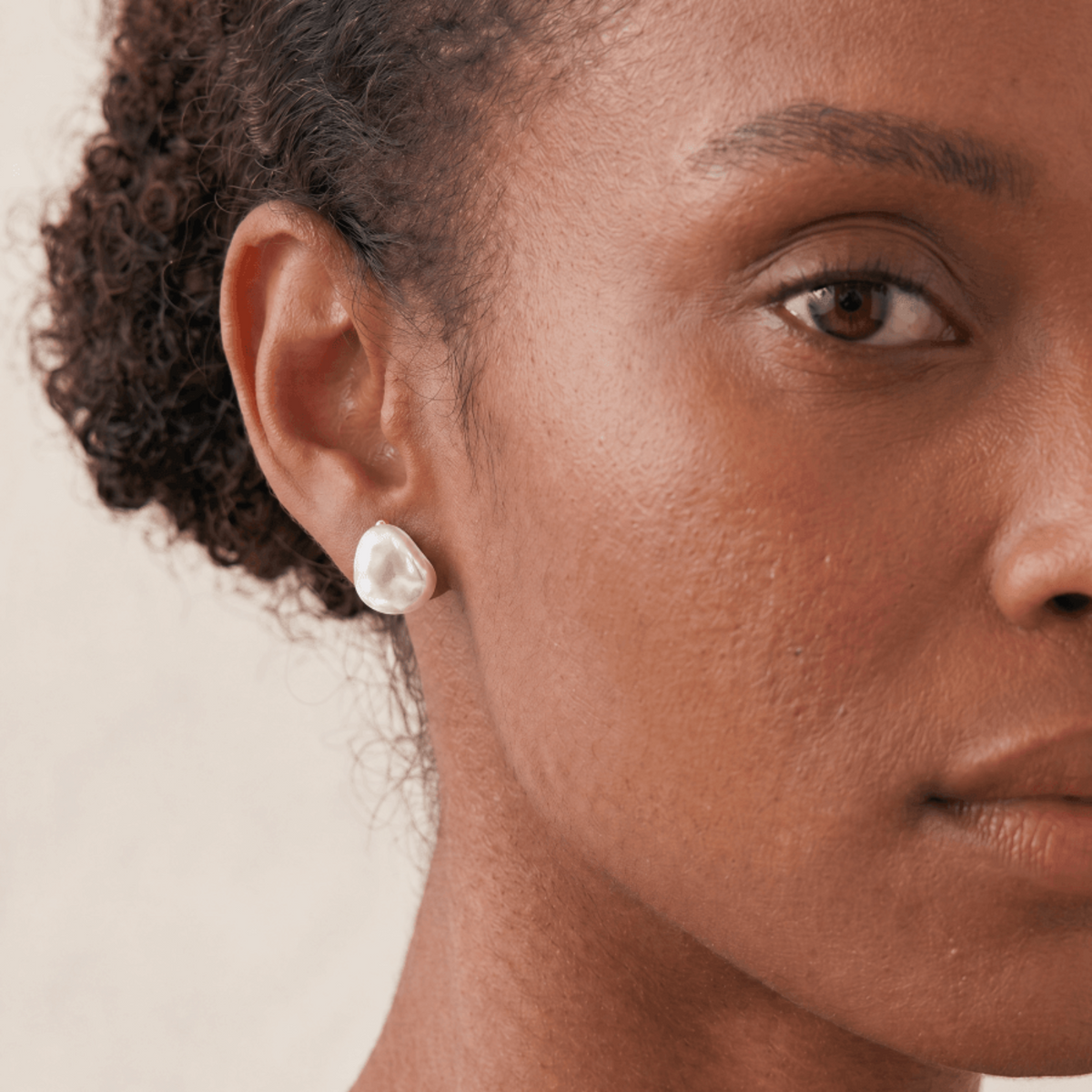 9ct Yellow Gold Keshi Pearl Stud Earrings