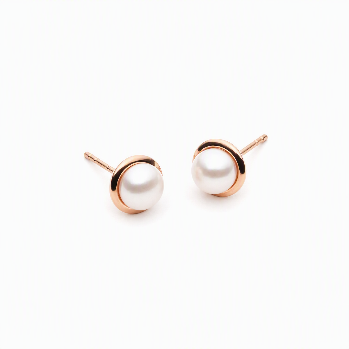 Najo Moonbeam Pearl Stud Earrings