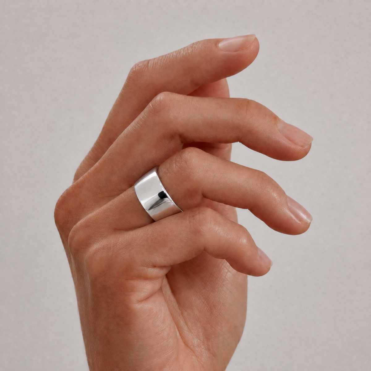 Ladies 9ct White Gold Barrel Wedding Ring