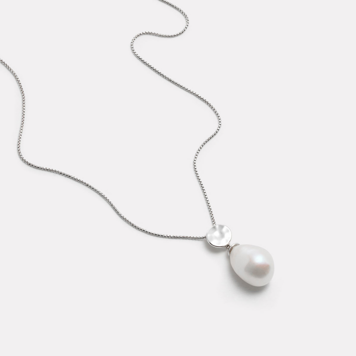 Najo Ocean Drift Pearl Necklace