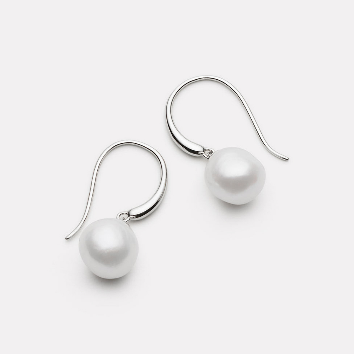 Najo Ocean Glow Sterling Silver Pearl Earrings