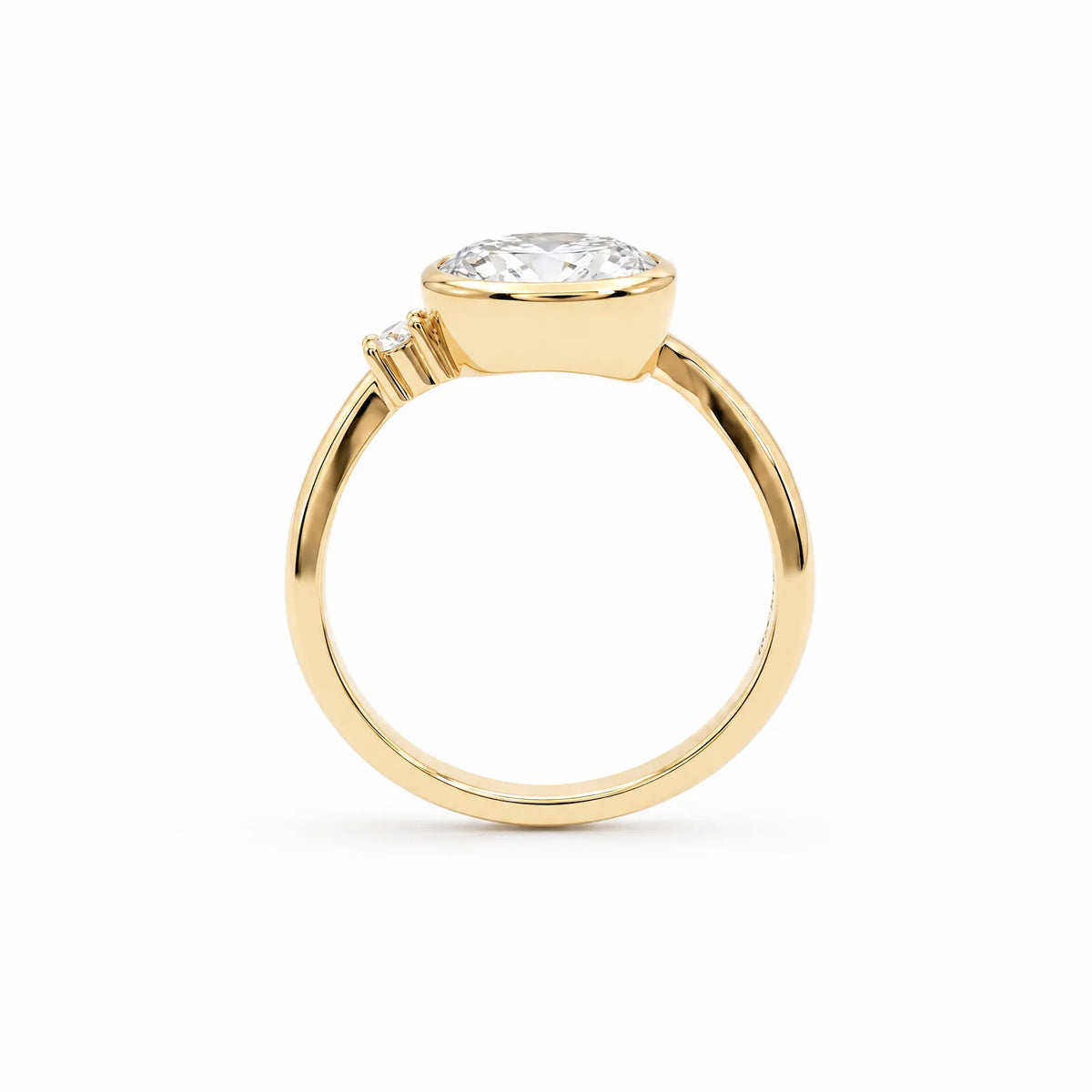 9ct Yellow Gold Oval Lab Grown Diamond Engagement Ring