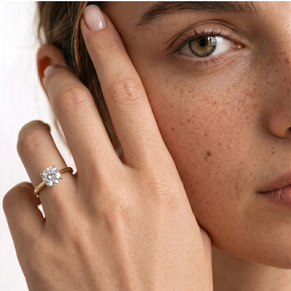 1.05ct Round Lab Grown Diamond Engagement Ring With Hidden Halo