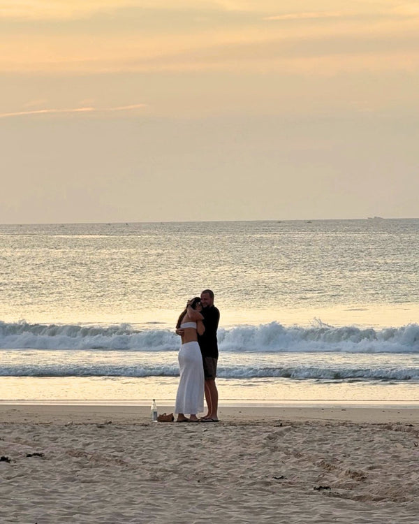 Pat and Ruby proposal moment on the beach