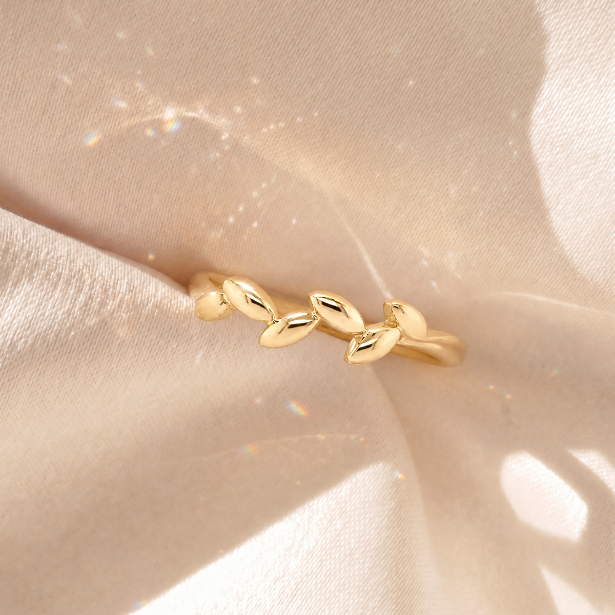 9ct Yellow Gold Leaf Design Ring
