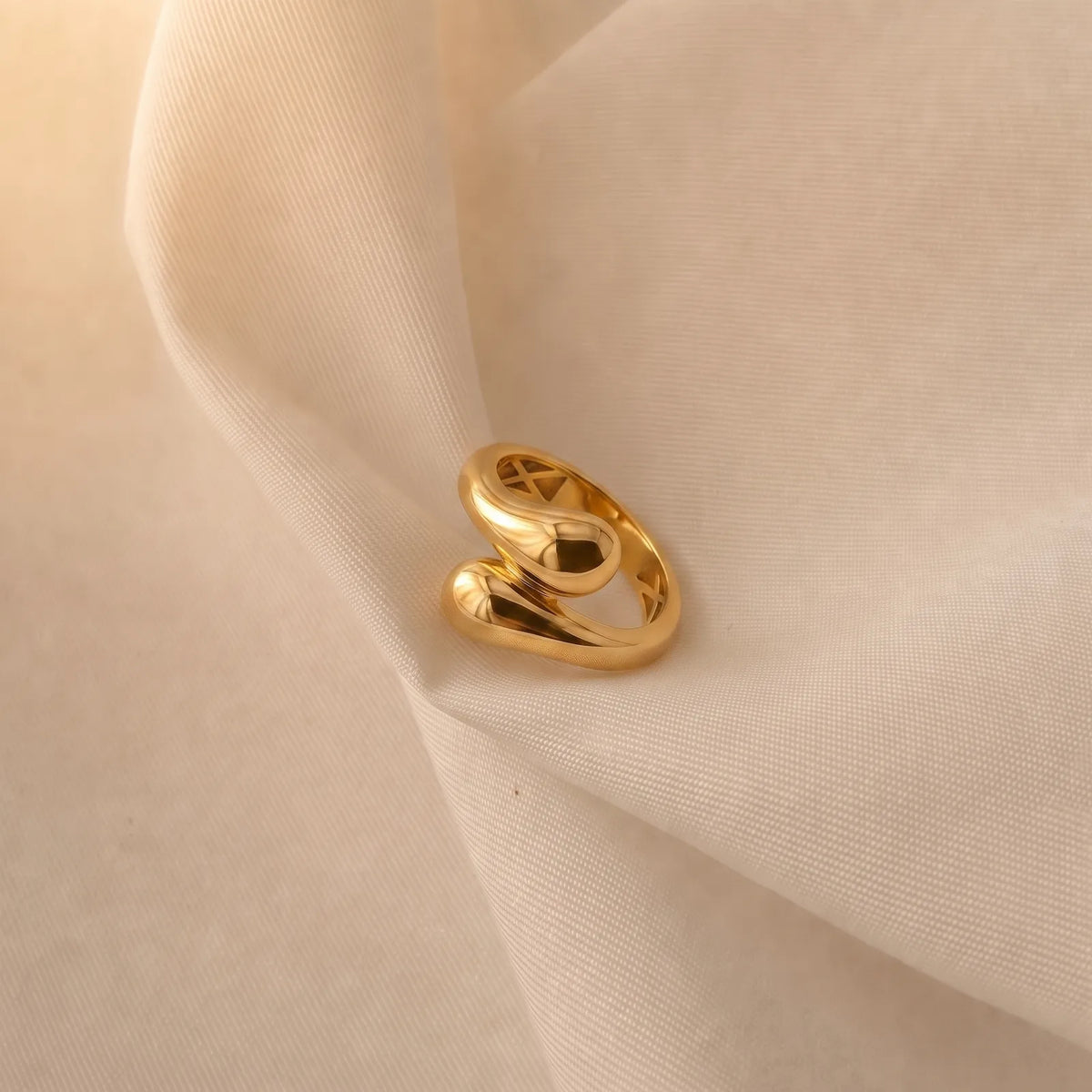 9ct Yellow Gold Chunky Dome Wrap Ring