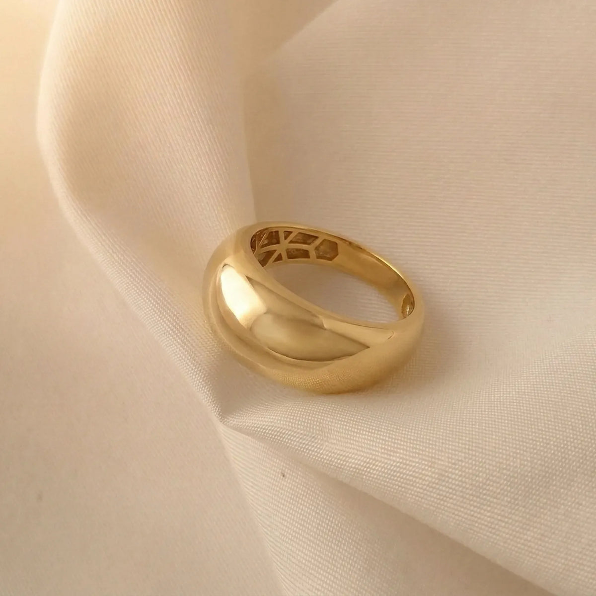 9ct Yellow Gold Domed Dress Ring