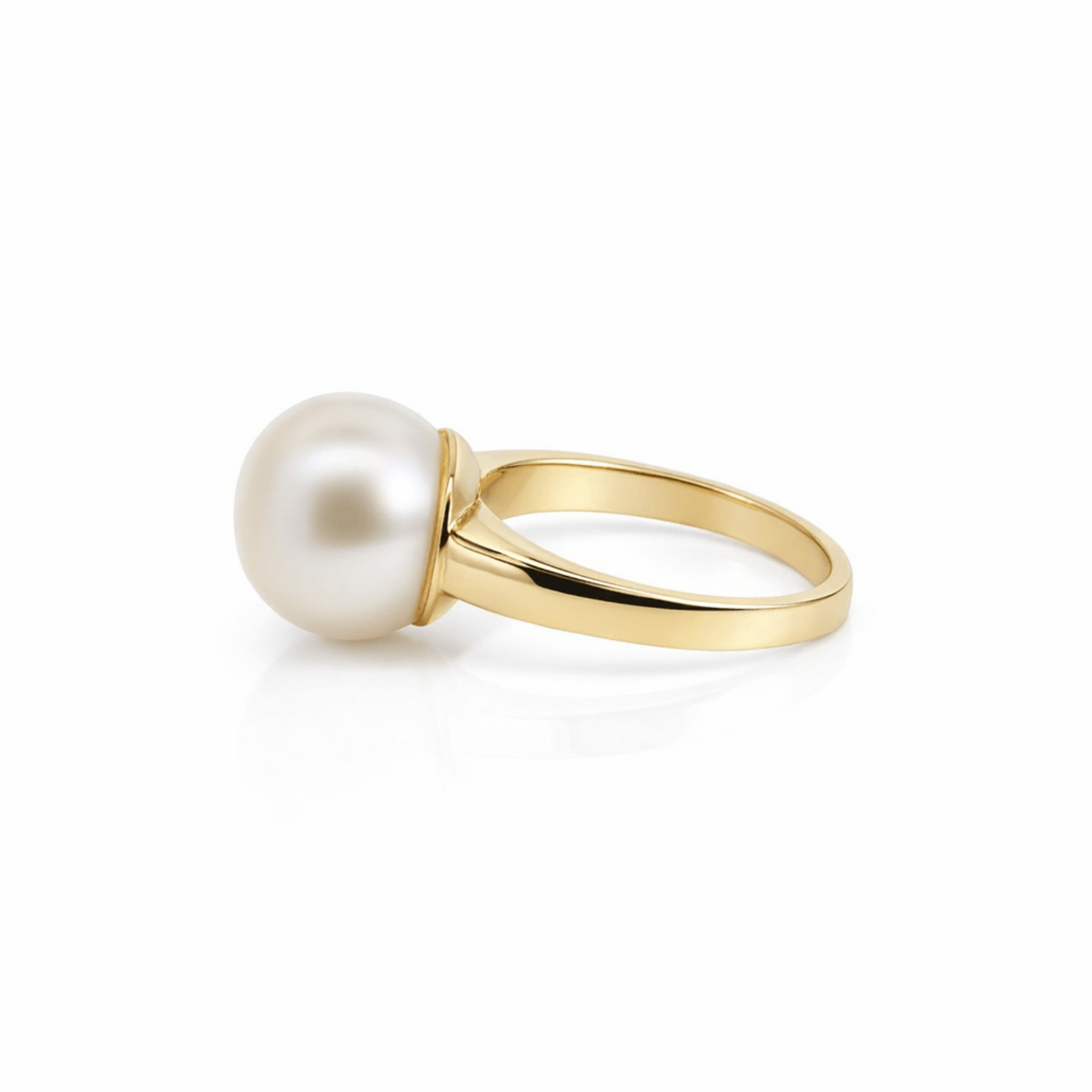 9ct Yellow Gold Freshwater Button Pearl Ring