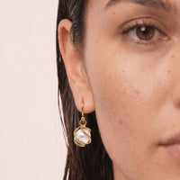 9ct Yellow Gold Freshwater Pearl Drop Earrings