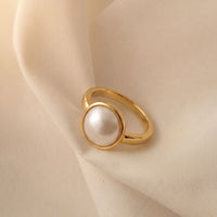 9ct Yellow Gold Round Mabe Pearl Ring