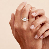 9ct Yellow Gold Round Mabe Pearl Ring
