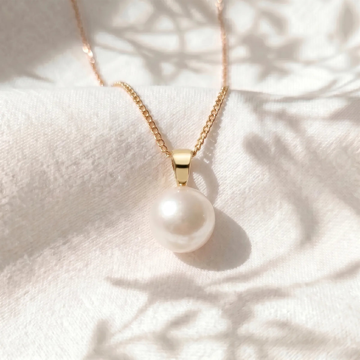 9ct Yellow Gold Freshwater Pearl Pendant