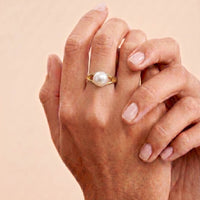 9ct Yellow Gold Freshwater Pearl Ring