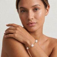 9ct Yellow Gold Belcher Bracelet With Stationed Baroque Pearls