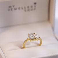 Toi Et Moi | 2.24ct Pear and Emerald Lab Grown Diamond Ring