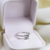 The Amanda | 1.69ct Round Lab Grown Diamond Engagement Ring
