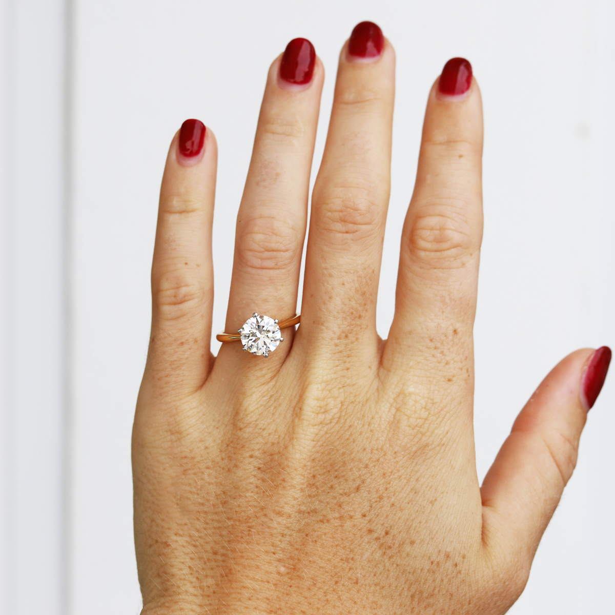 The Audrey | 2.55ct Round Lab Grown Diamond Engagement Ring