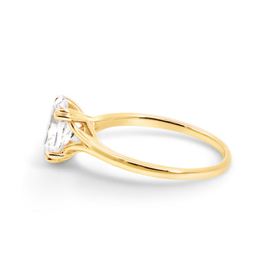 The Priya | 1.51ct Oval Lab Grown Diamond Engagement Ring - alternate