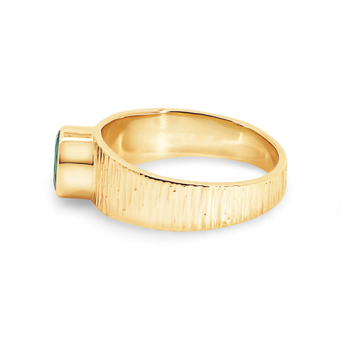 9ct Yellow Gold Oval Emerald Ring With Textured Band - alternate view
