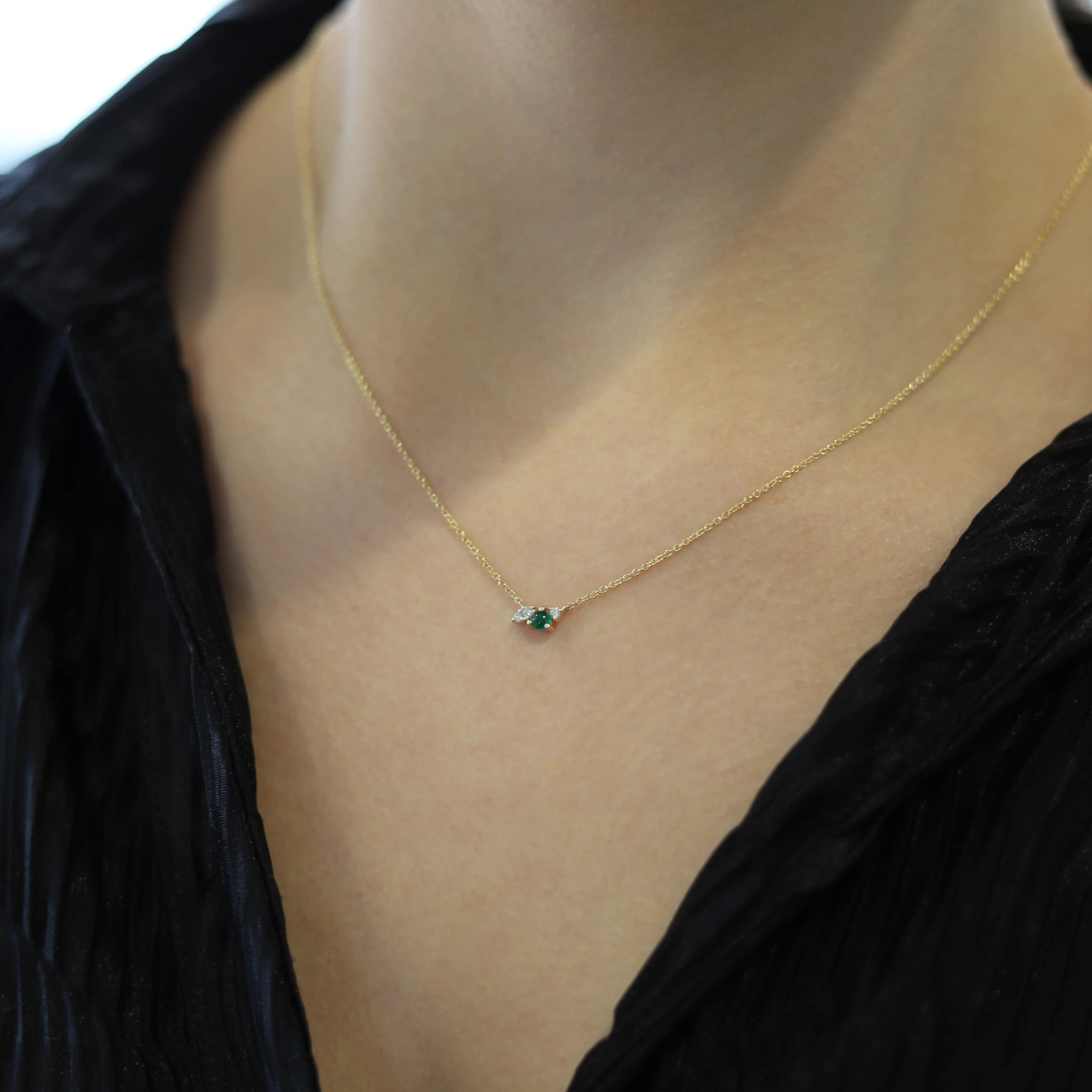 9ct Yellow Gold Emerald & Lab Grown Diamond Necklace