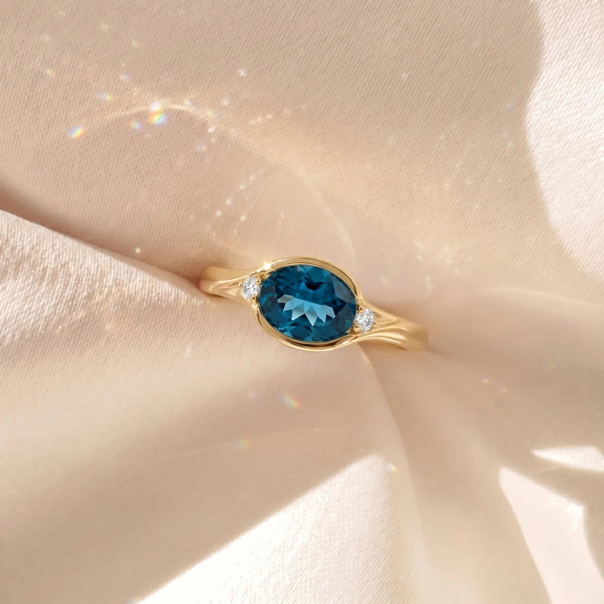 9ct Yellow Gold London Blue Topaz & Lab Grown Diamond Ring