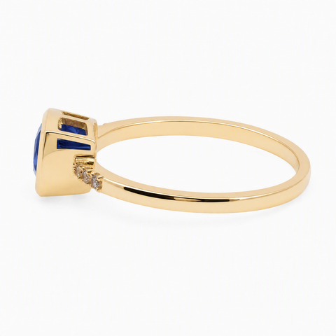 9ct Yellow Gold Tanzanite & Lab Grown Diamond Ring - alternate view
