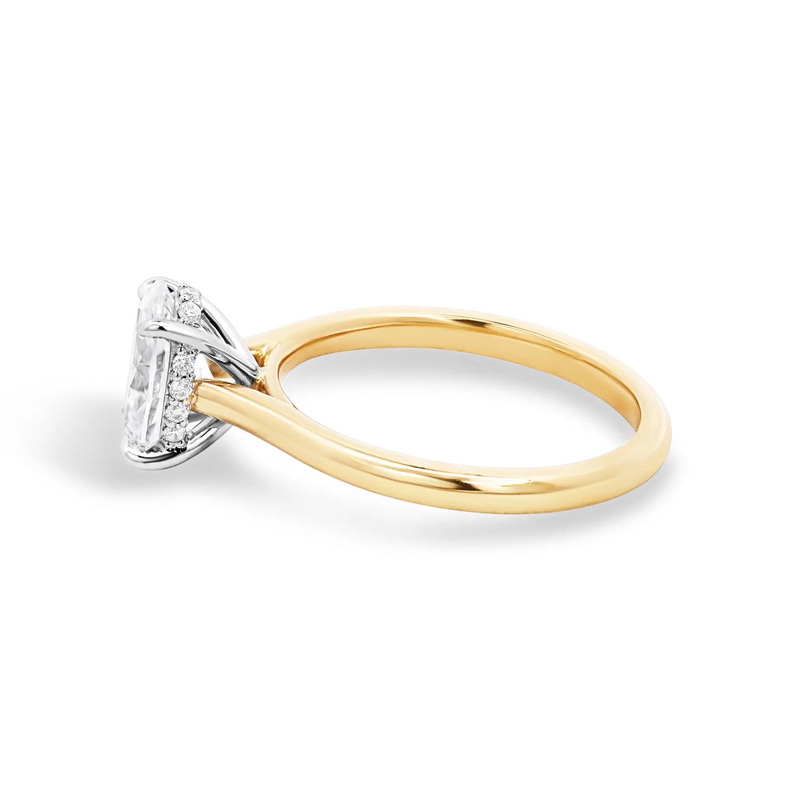 The Cara | 1.61ct Oval Lab Grown Diamond Engagement Ring