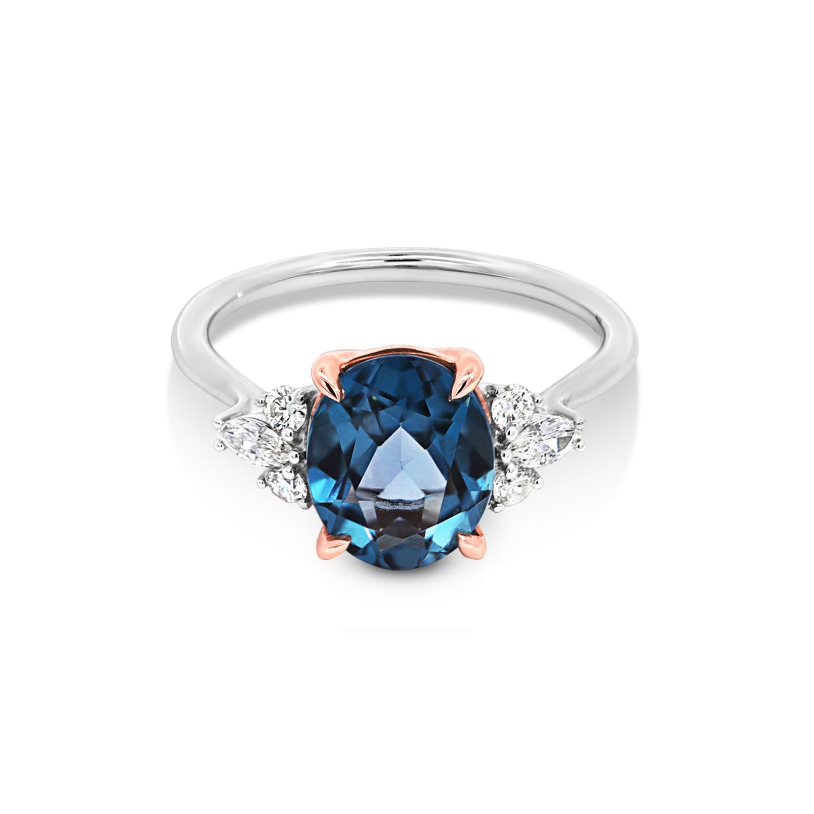 9ct White Gold London Blue and Diamond Ring