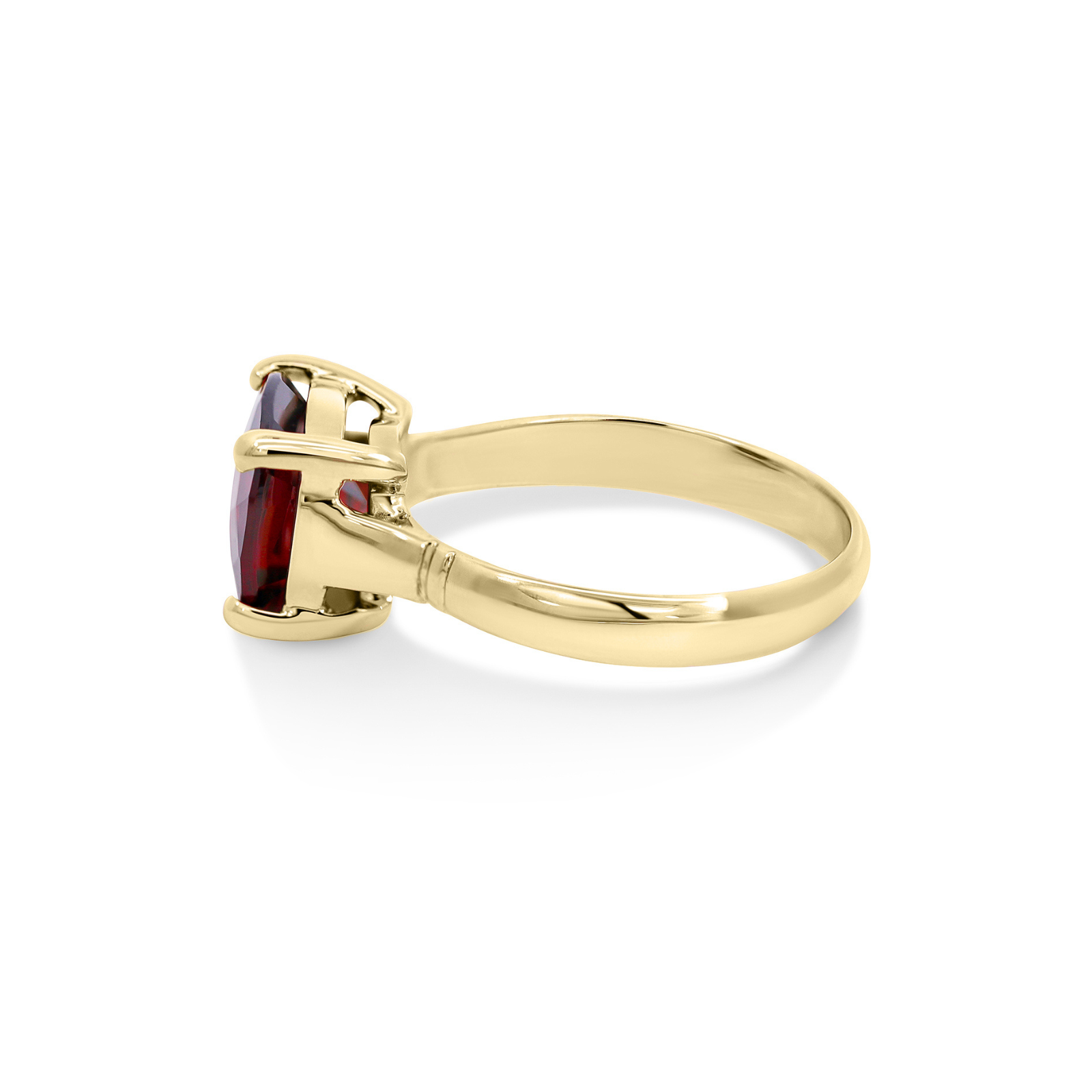 9ct Yellow Gold Cushion Cut Garnet Ring