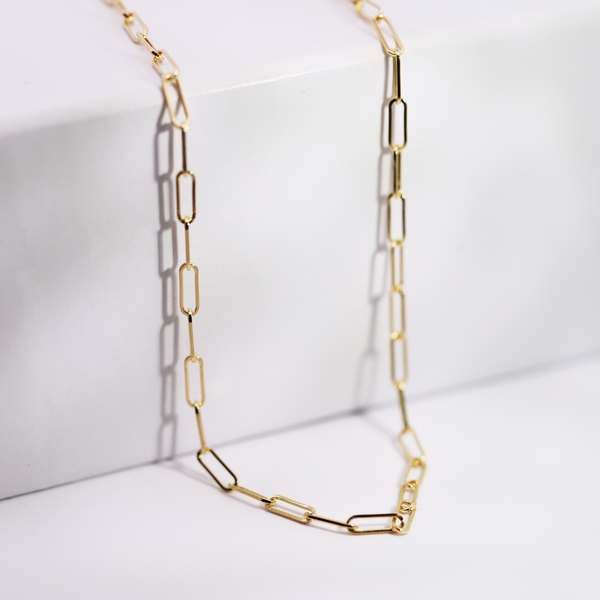 18ct Yellow Gold Fine Paperclip Chain - alternate view