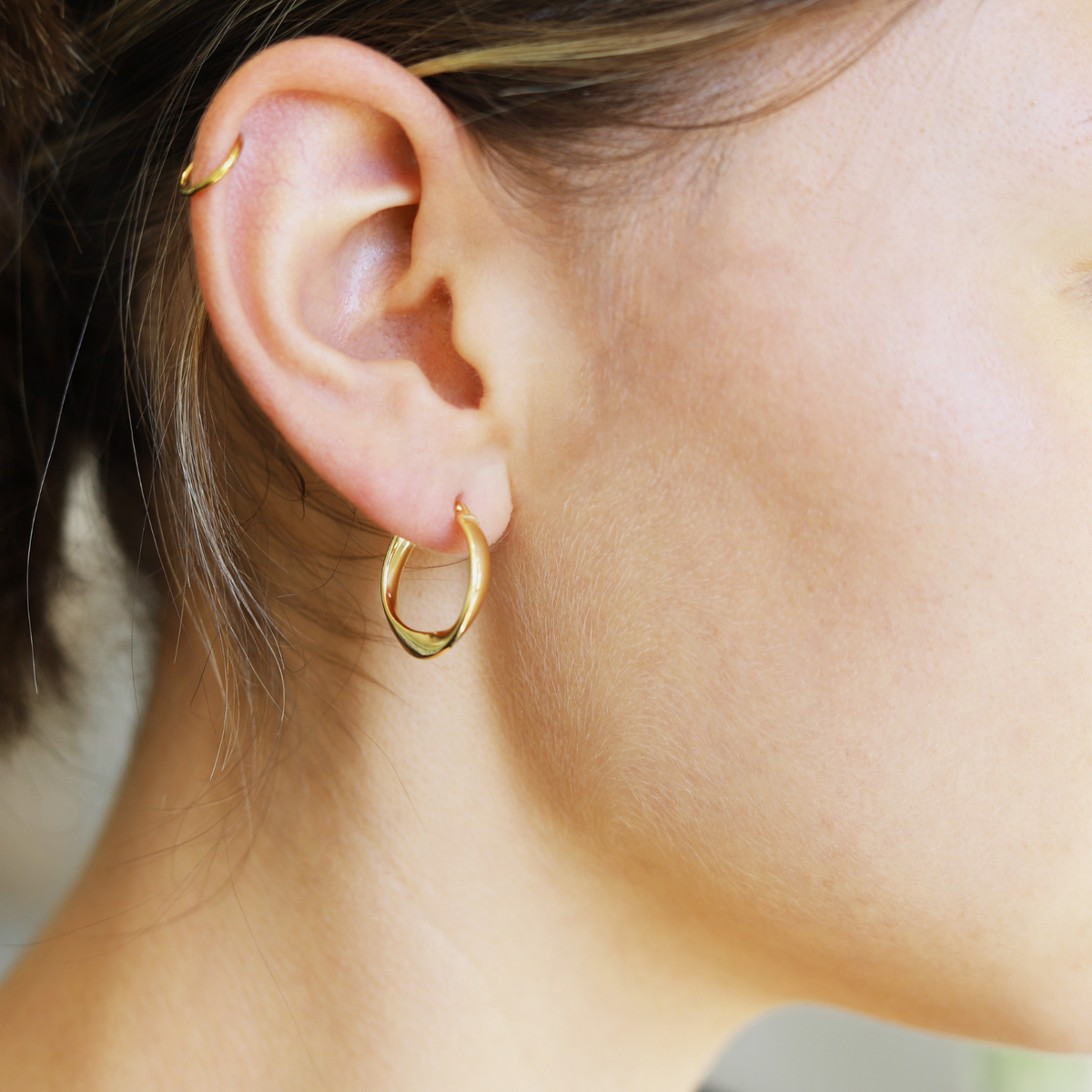 9ct Yellow Gold Silver Bonded Twist Hoop Earrings