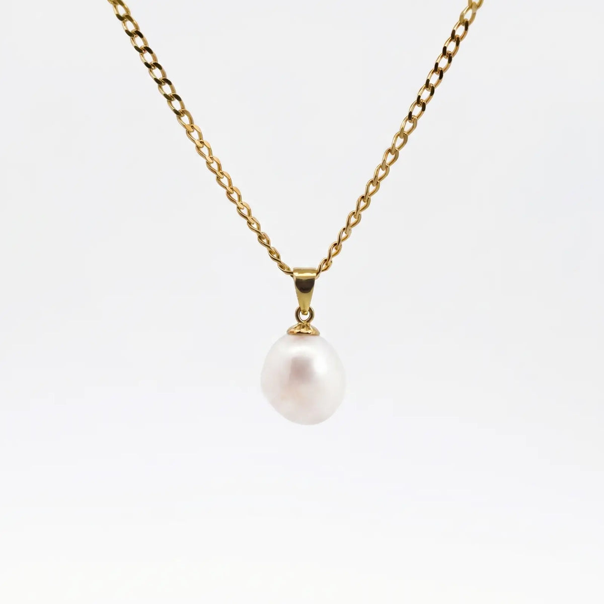 9ct Yellow Gold Baroque Pearl Pendant