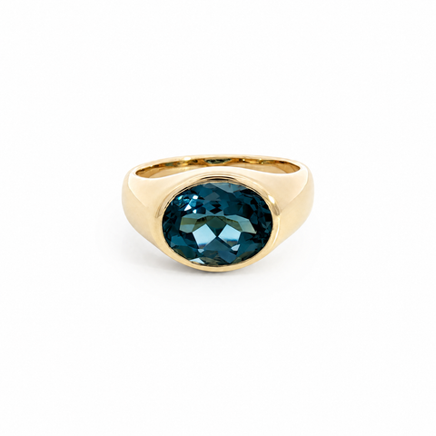 9ct Yellow Gold Oval London Blue Topaz Dress Ring