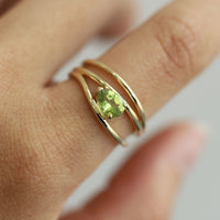 9ct Yellow Gold Three Band Peridot Dress Ring