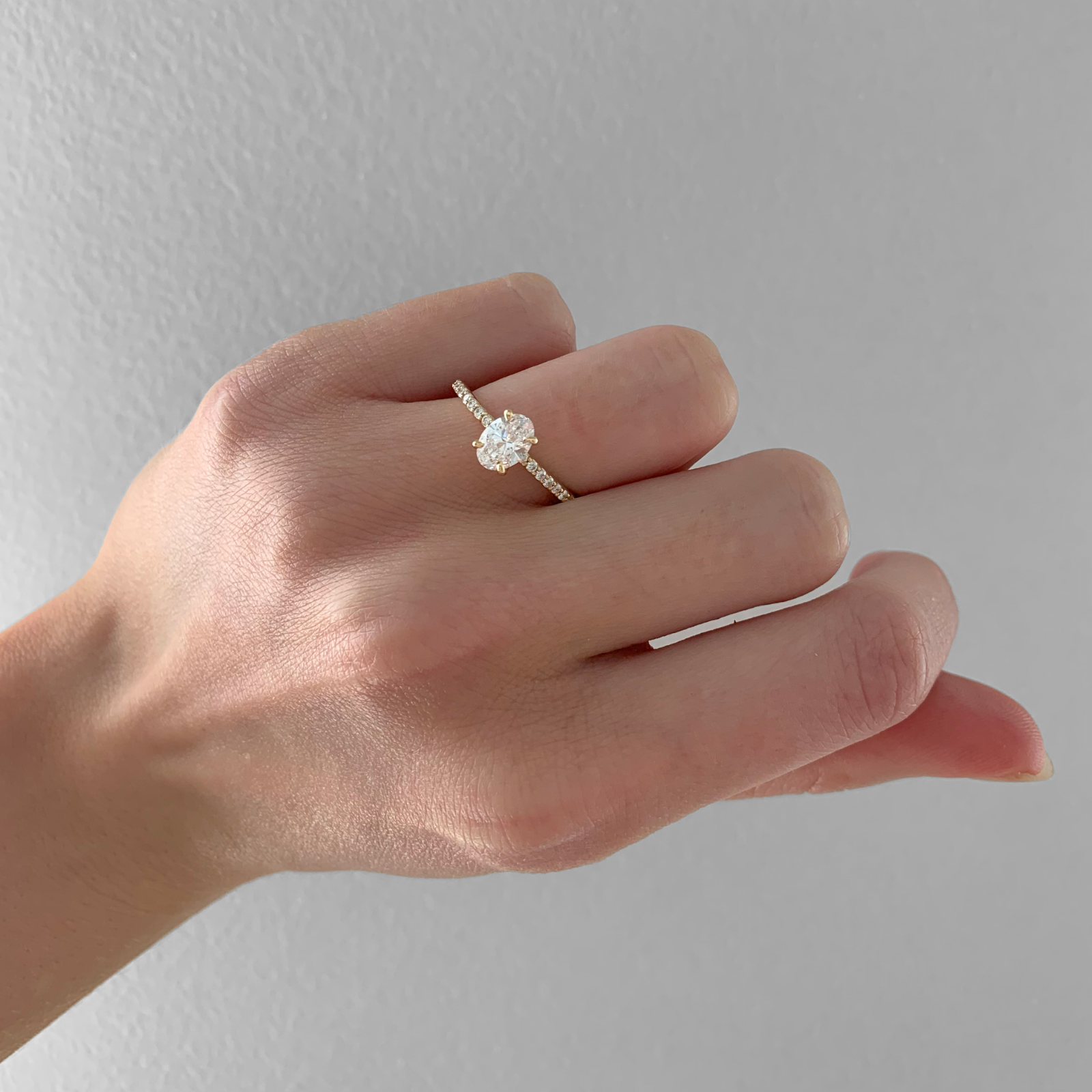 Oval solitaire engagement discount ring gold band