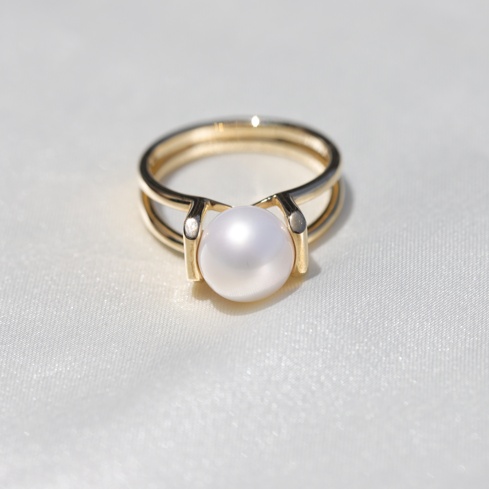 9ct Yellow Gold White Edison Pearl Ring